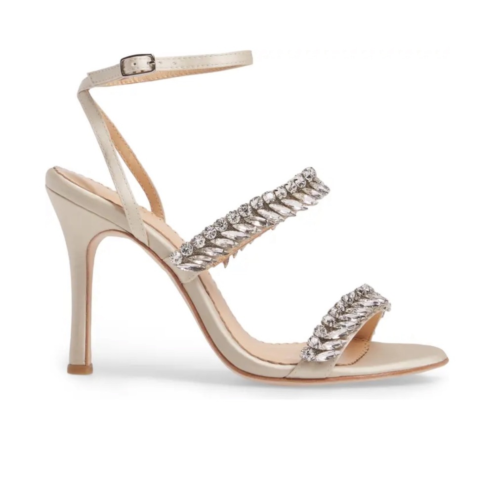 BNWOB Bella Belle Belinda Embellished Sandal size 9 Wedding - Picture 3 of 8